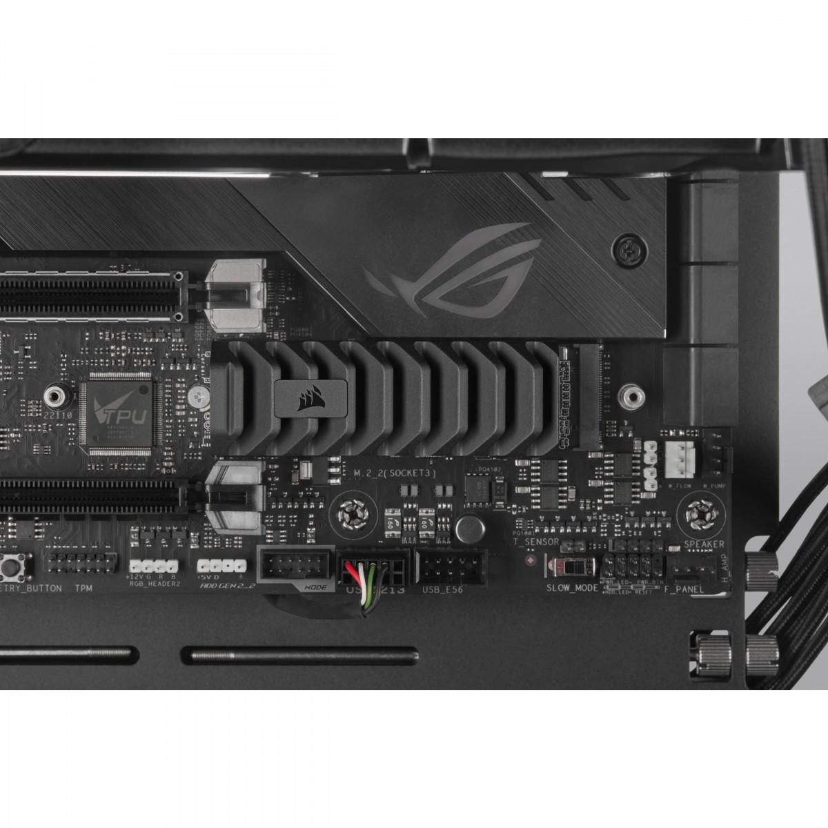 Corsair CSSD-F4000GBMP600PXT