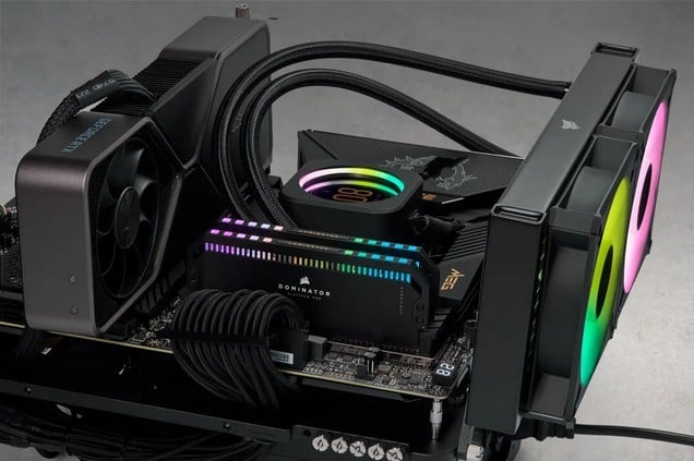 Corsair CMT64GX5M2B6000Z30
