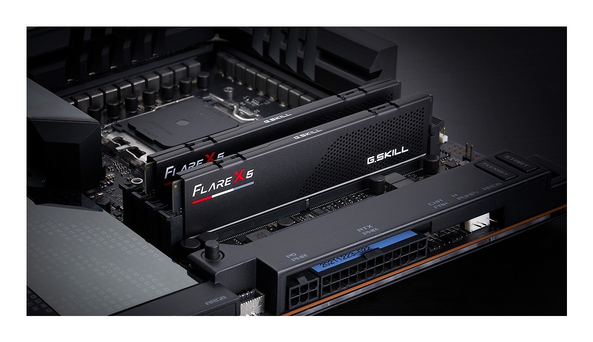 G.Skill F5-5200J4040A32GX2-FX5