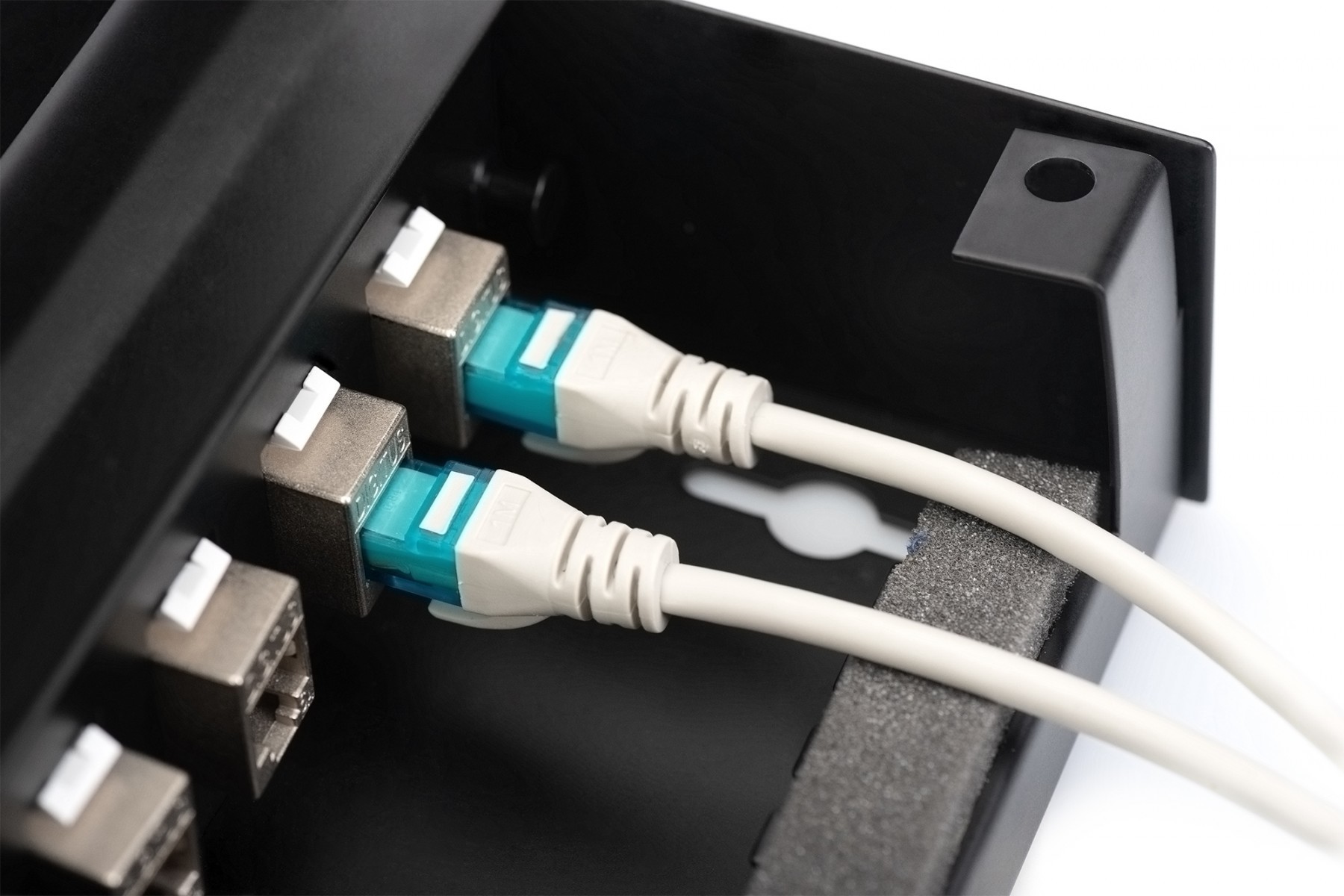 DIGITUS DN-93708